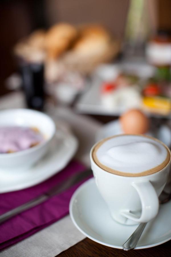 Neuwirt - Boutiquehotel & Wirtshaus บาดวีเกาน์ ภายนอก รูปภาพ