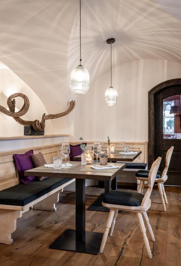 Neuwirt - Boutiquehotel & Wirtshaus บาดวีเกาน์ ภายนอก รูปภาพ